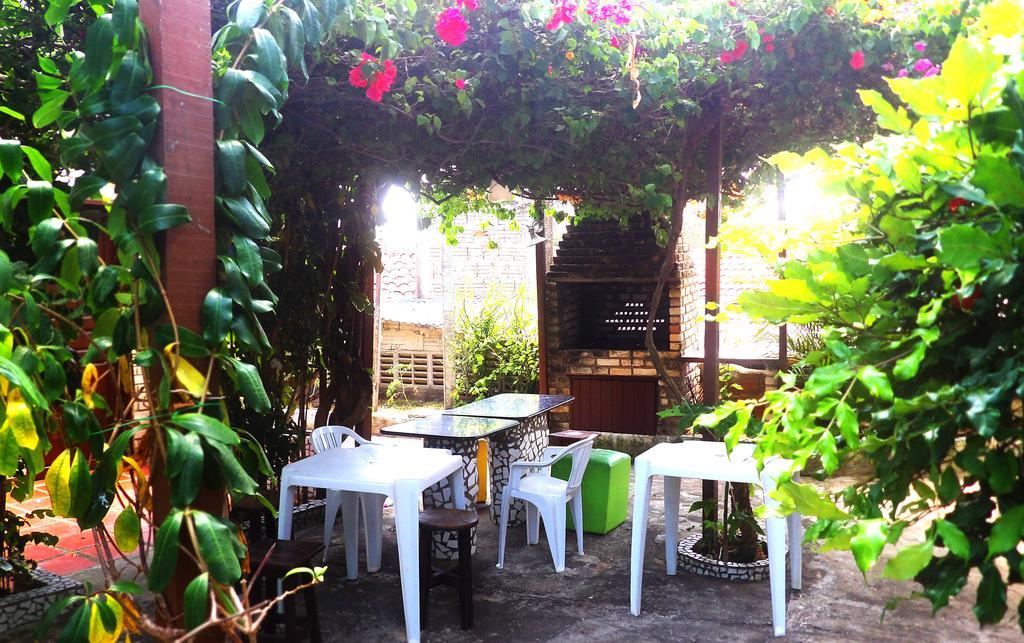 Media Veronica Hostel Suites Pipa Ares Room photo