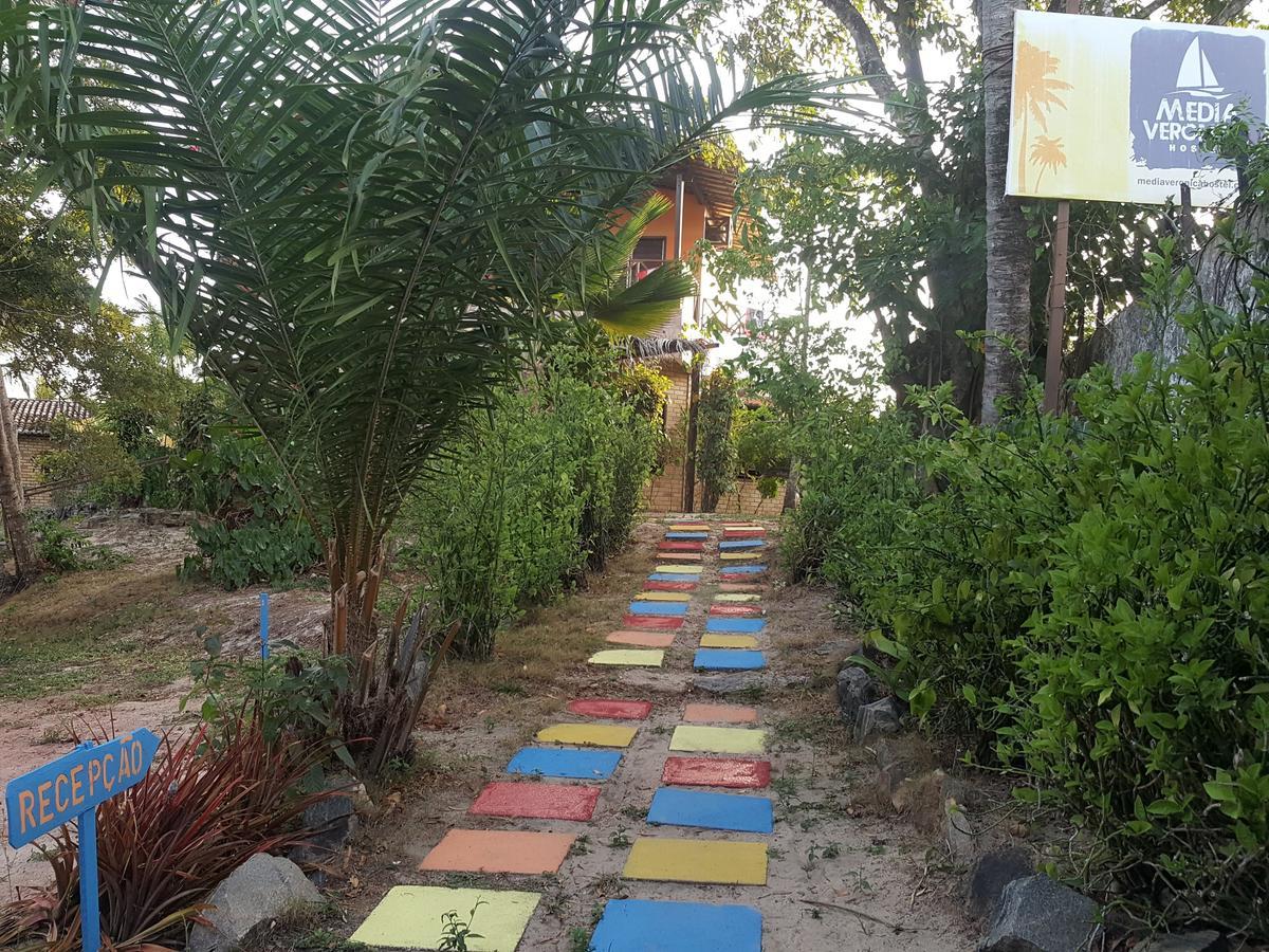 Media Veronica Hostel Suites Pipa Ares Exterior photo
