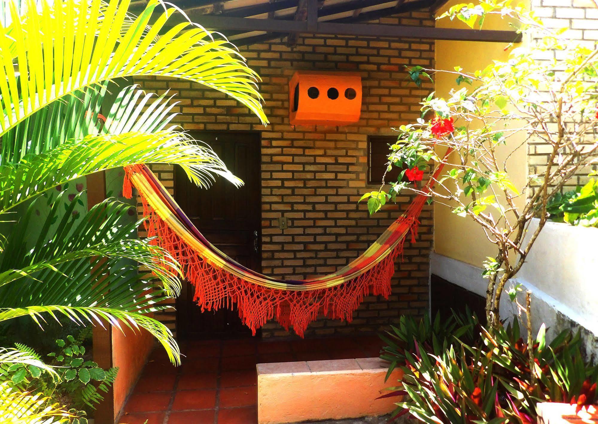 Media Veronica Hostel Suites Pipa Ares Exterior photo
