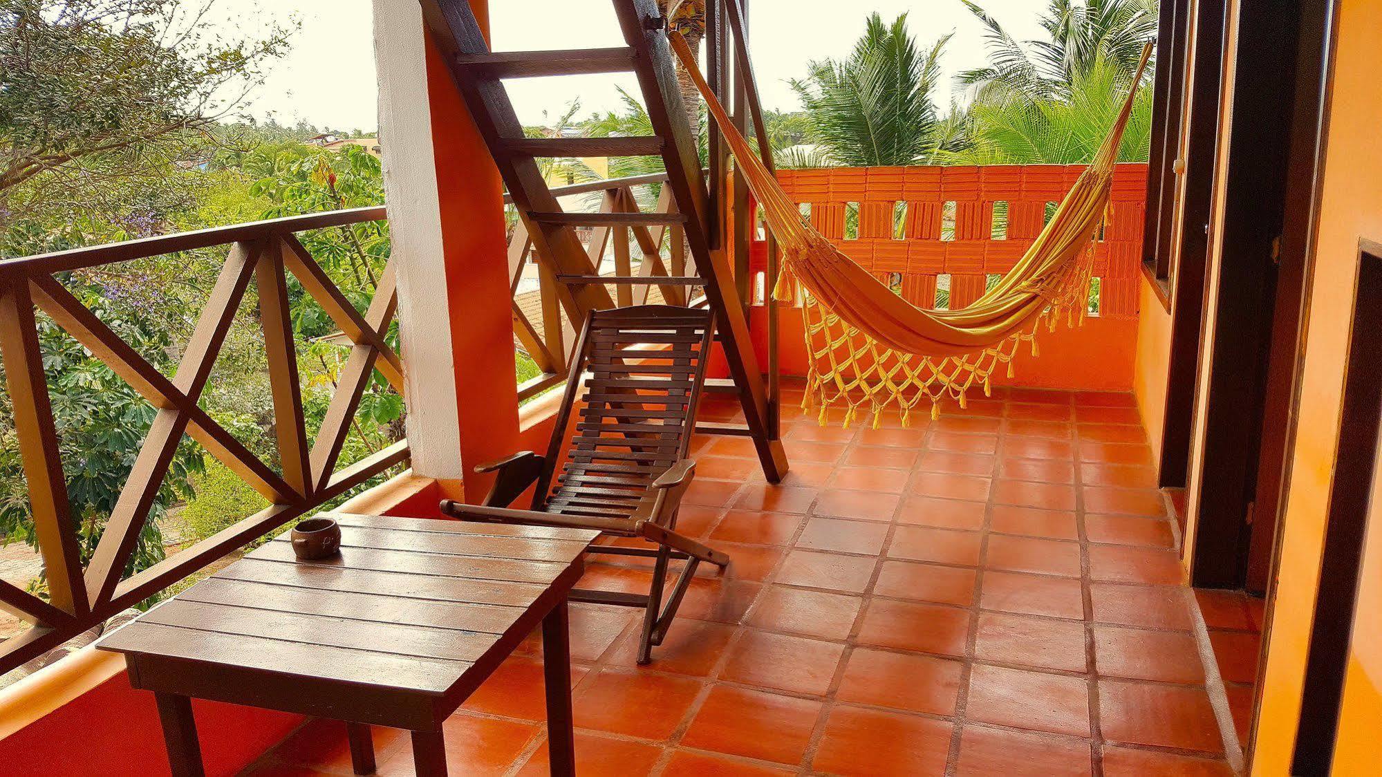 Media Veronica Hostel Suites Pipa Ares Exterior photo